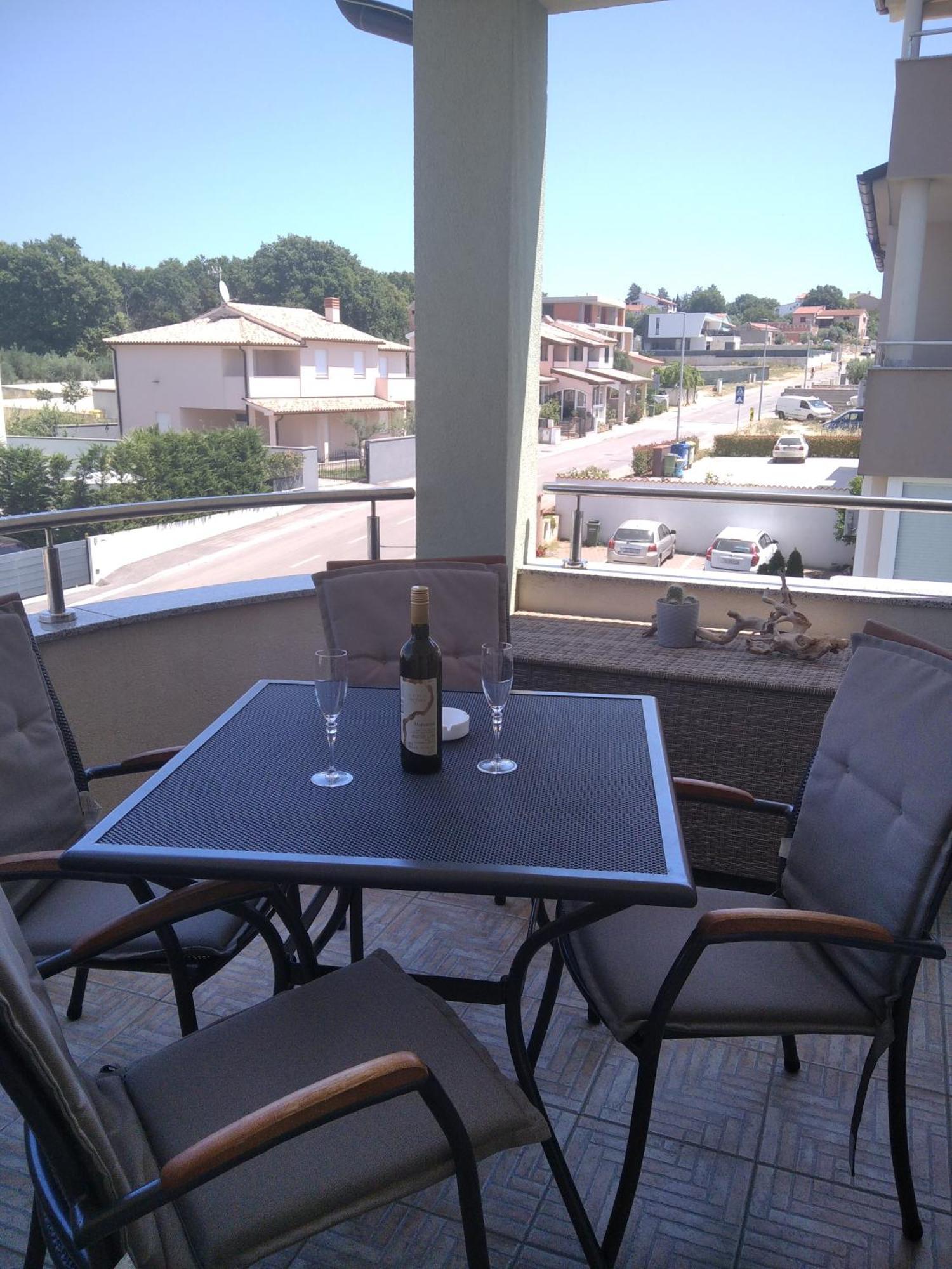 Apartment Violeta ميدولين المظهر الخارجي الصورة